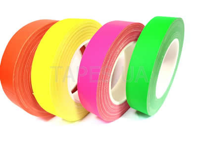 Розовый флуоресцентный скотч армированный FLUO PINK